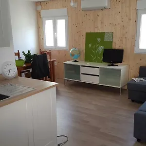 acogedor-apartamento-en-el-barrio-del-parlamento-de-andalucia.es-andalucia.com/